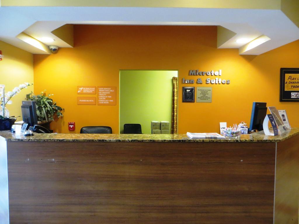 Microtel By Wyndham Notre Dame Hotel South Bend