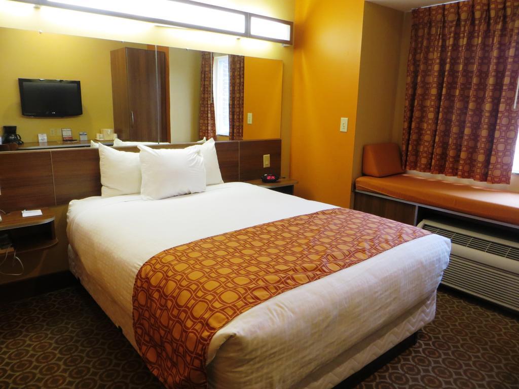 Microtel By Wyndham Notre Dame Hotel South Bend