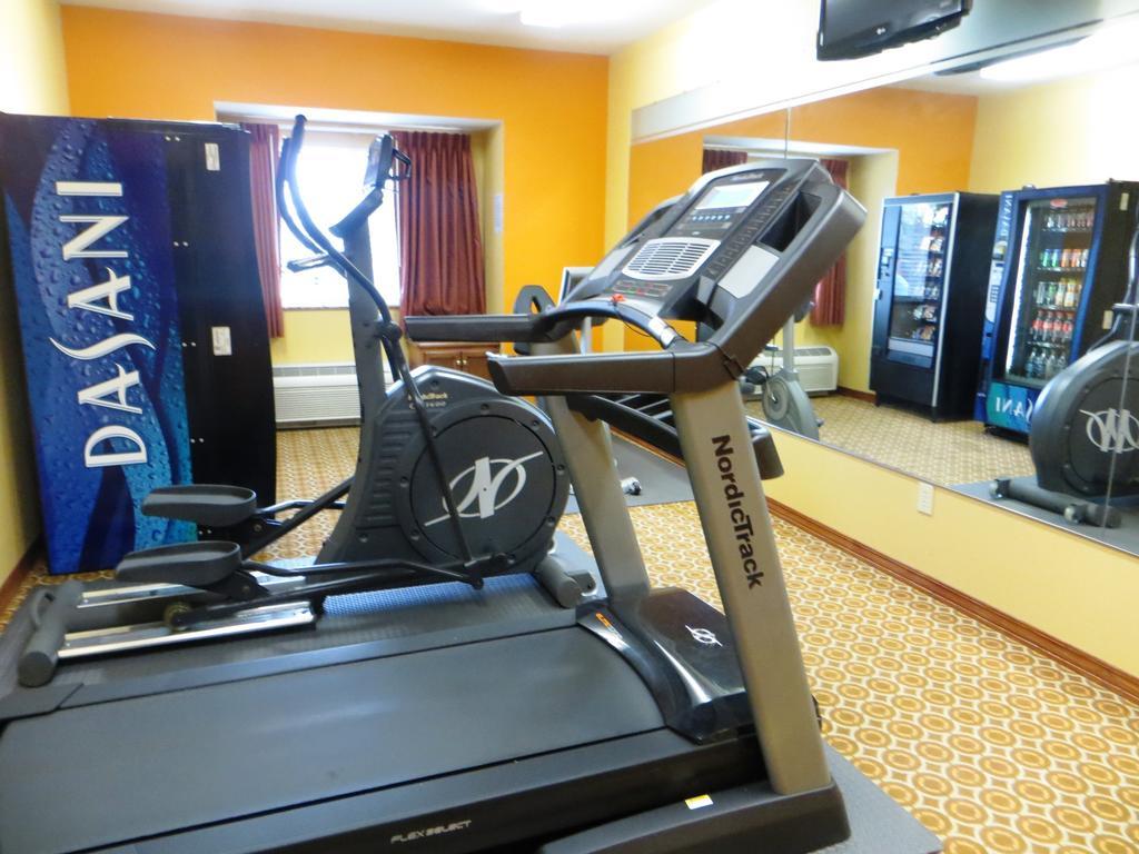 Microtel By Wyndham Notre Dame Hotel