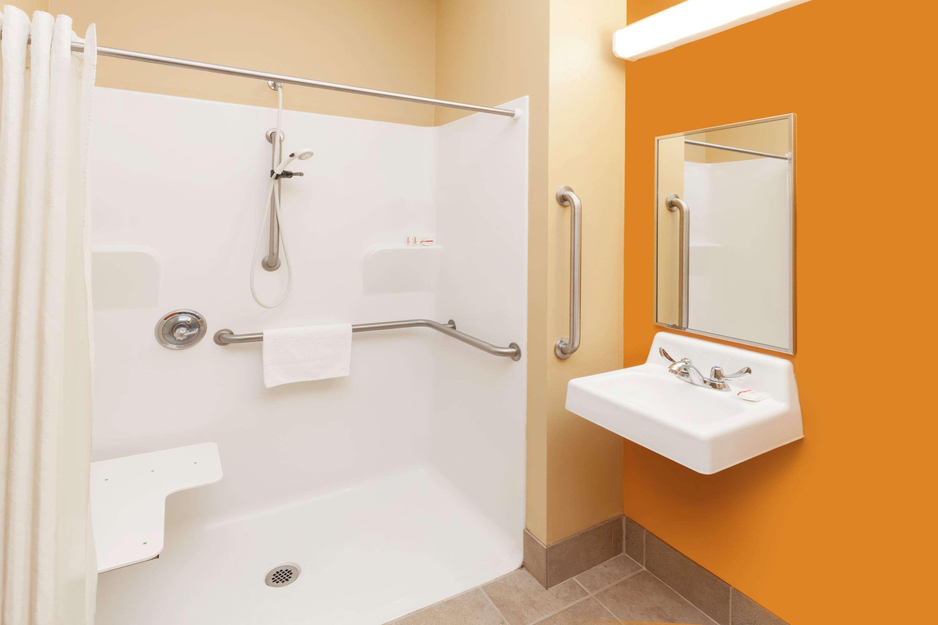Microtel By Wyndham Notre Dame 3* South Bend