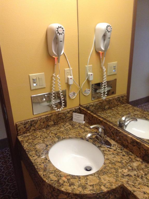 Microtel By Wyndham Notre Dame Hotel South Bend